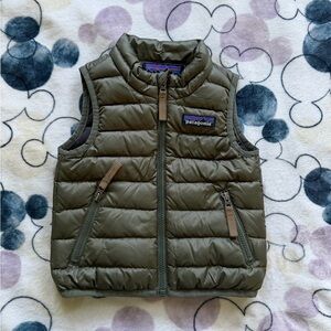 Patagonia Olive Quilted Packable Baby Vest 3-6mo
